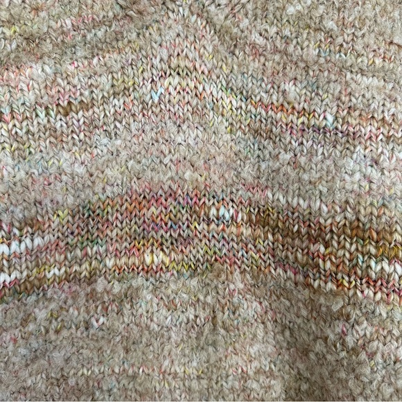 J. Crew V-Neck Beige Space Dye Knit Sweater Size Medium Wool Alp… - Picture 8 of 13